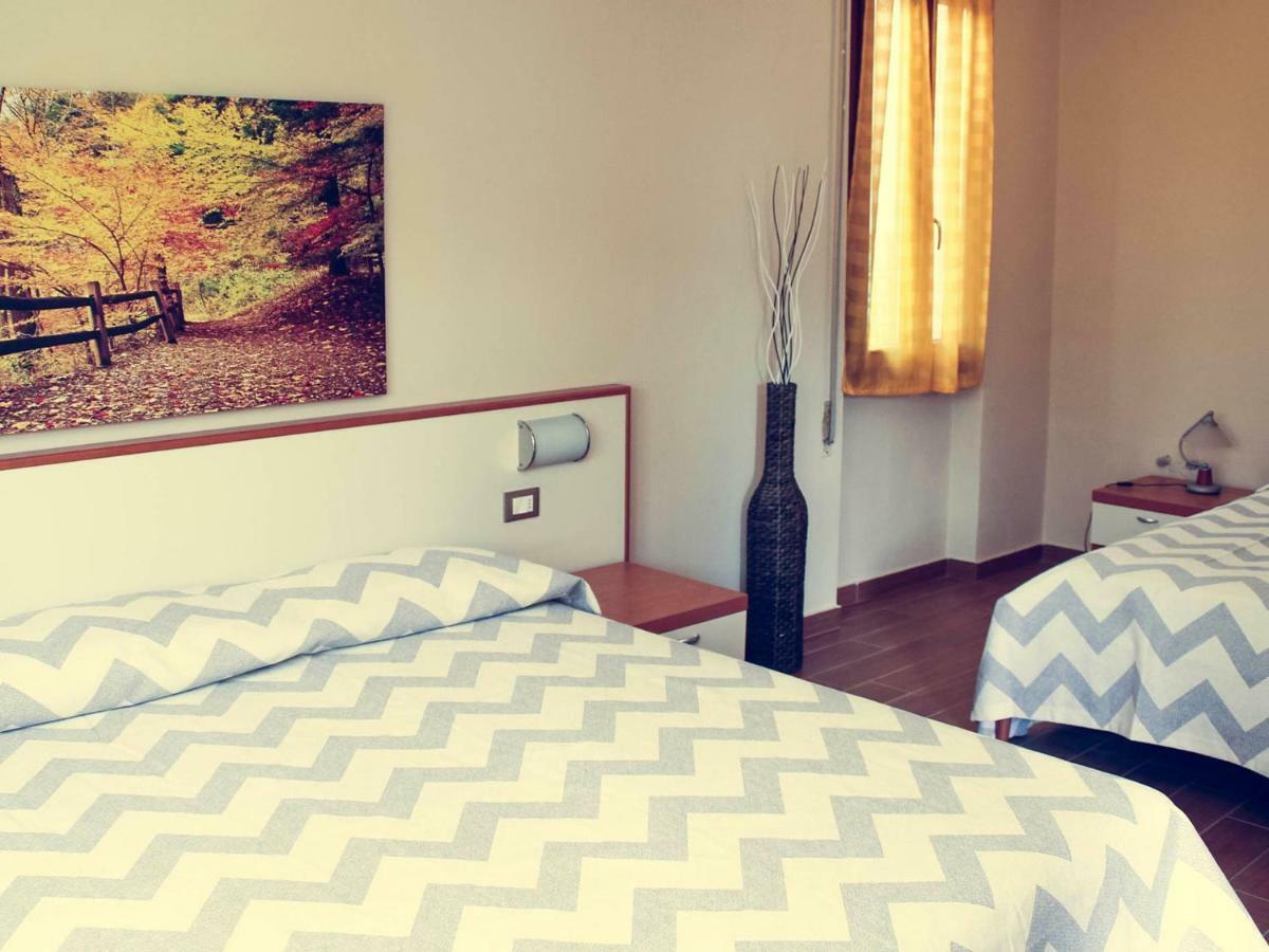 B&B Tina Monte Isola Luaran gambar