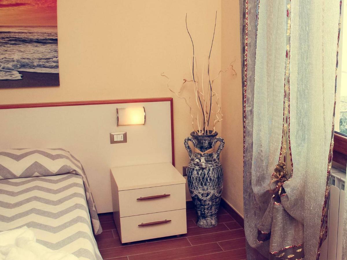 B&B Tina Monte Isola Luaran gambar